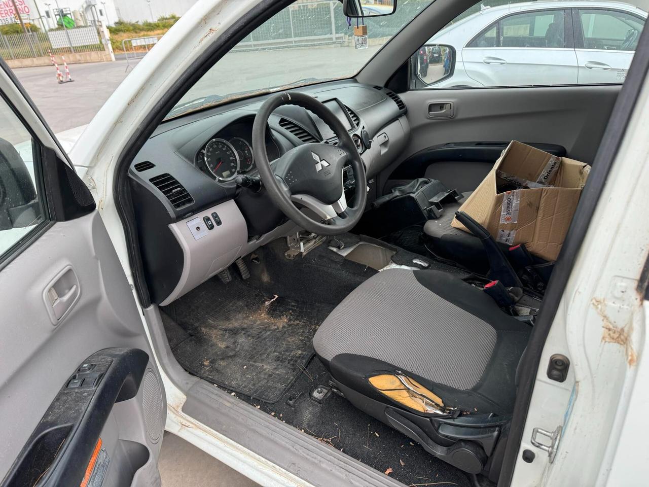 Mitsubishi L200 2.5 DI-D/136CV Club Cab Invite DPF