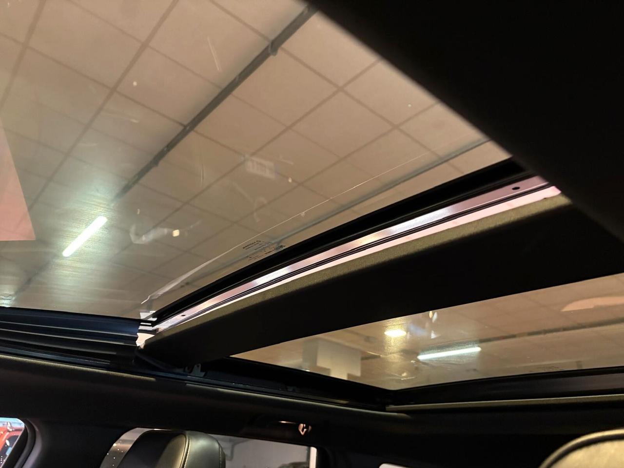 Jeep Grand Cherokee OVERLAND 3.0 V6 CRD Multijet II UNICO PR.