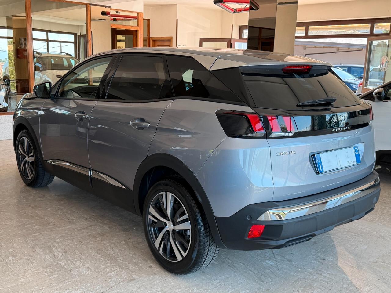 Peugeot 3008 1.5 BLUEHDI 130 cv. Eat8 ALLURE