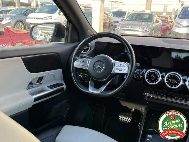 MERCEDES-BENZ GLA 200 d Auto Premium AMG *PACK LUCI*PELLE