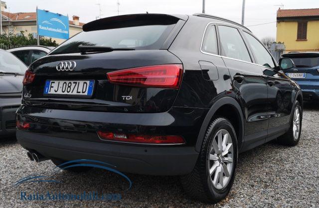 AUDI Q3 2.0TDI 120 CV S tronic Business