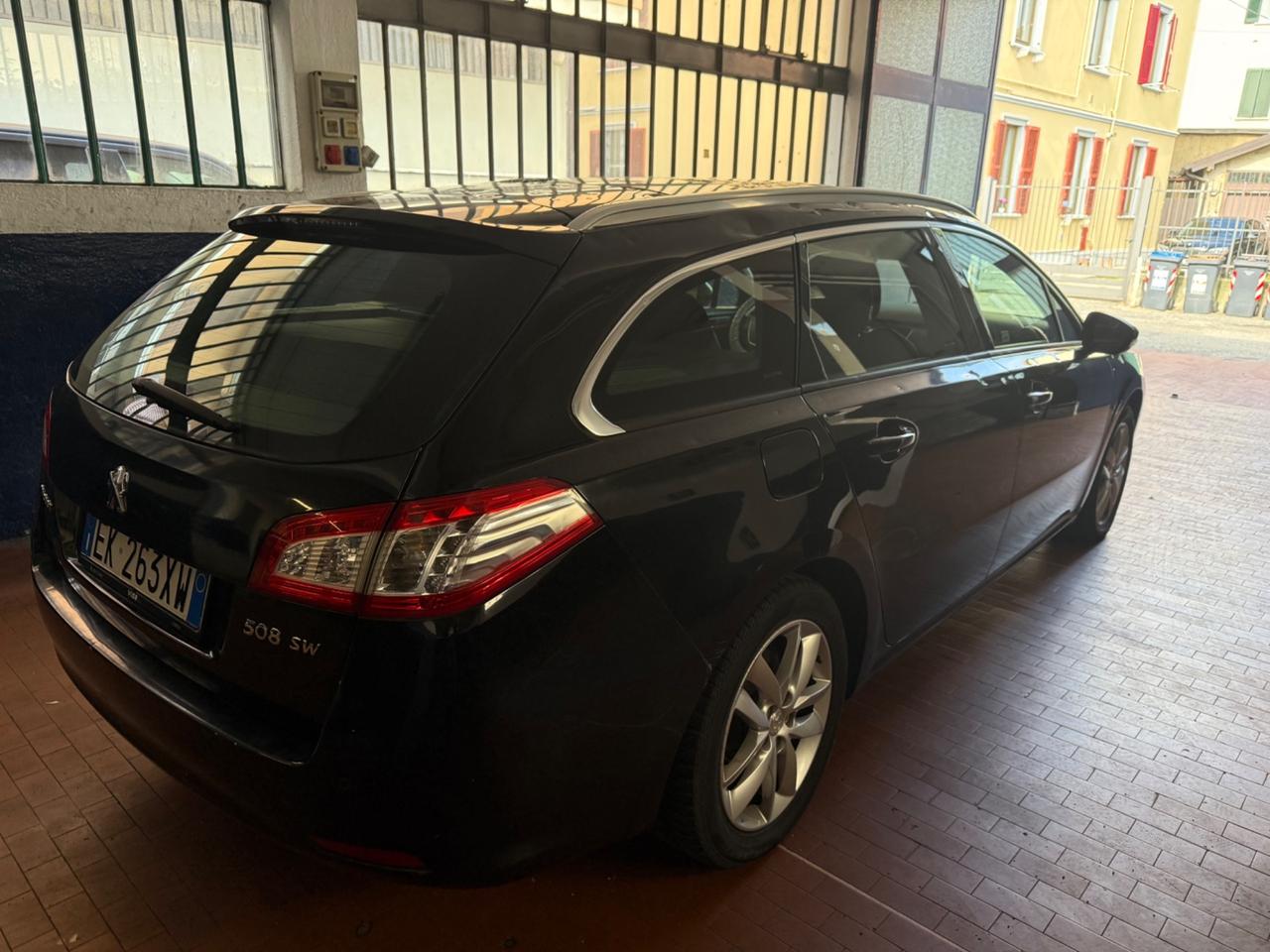 Peugeot 508 2.0 HDi 140CV SW Ciel Allure