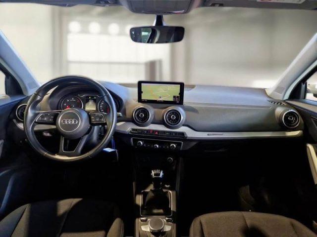 AUDI Q2 30 TDI Business