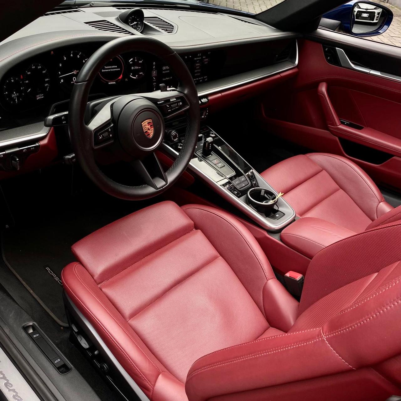 Porsche 911 Cabrio 3.0 Carrera 4S auto