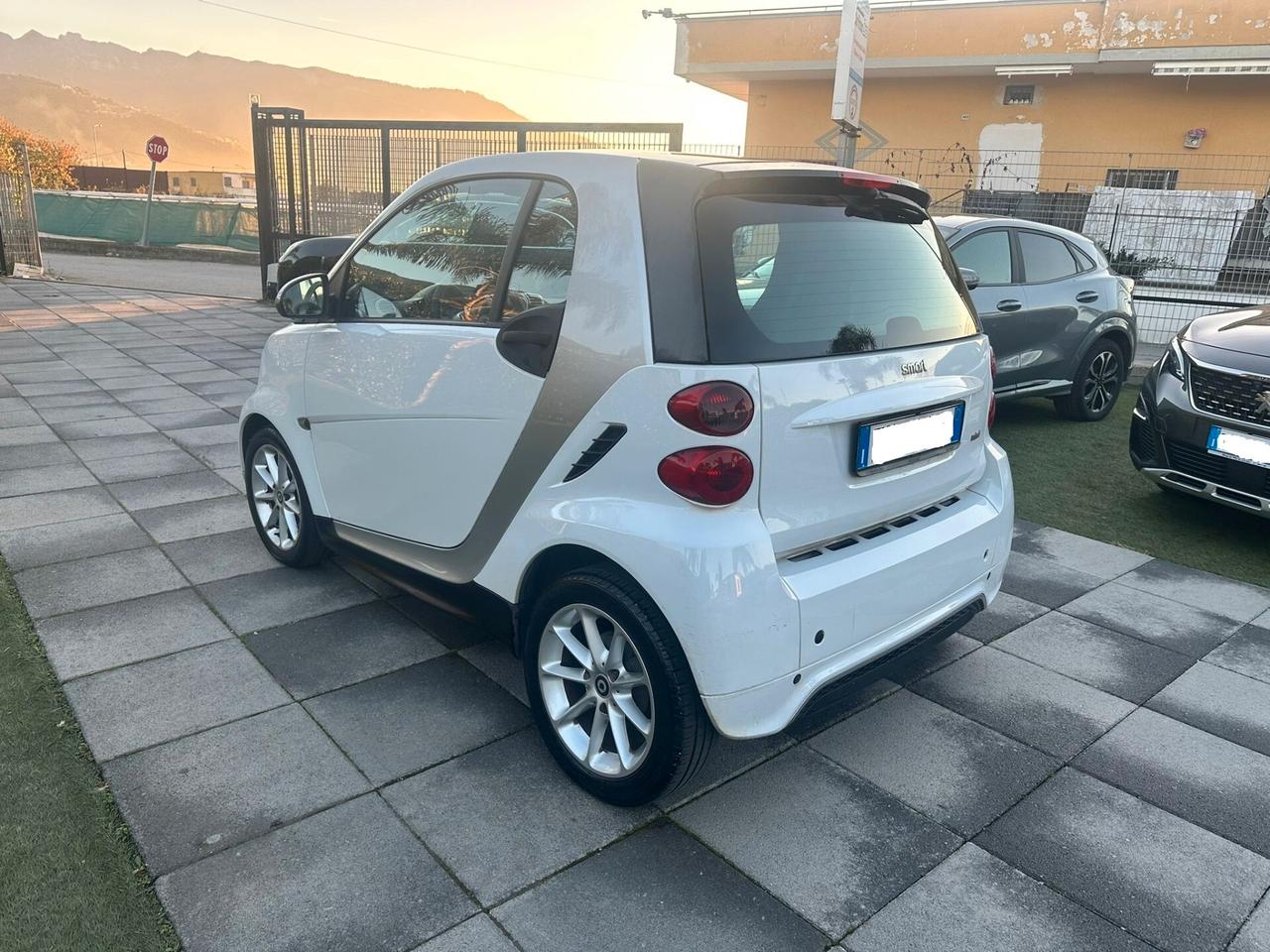 Smart ForTwo 1000 52 kW MHD Urbanrunner 2015 TETTO PANORAMICO