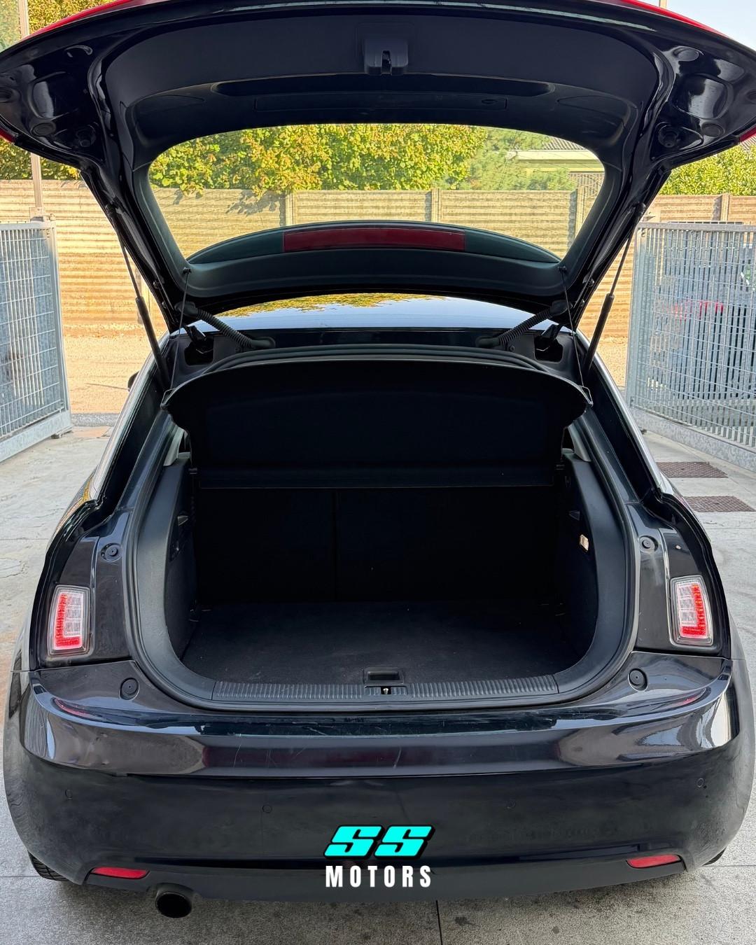 Audi A1 1.6 TDI Attraction