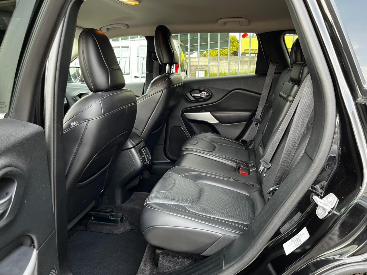 Jeep Cherokee 2.2 Mjt II 4WD Active Drive I Overland