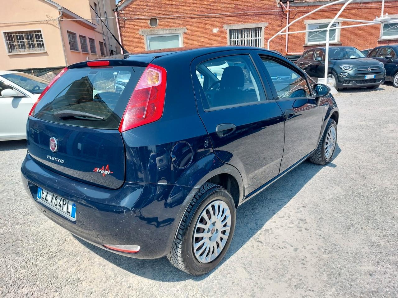 Fiat Punto 1.4 8V 5 Natural Power Lounge 113000 KM