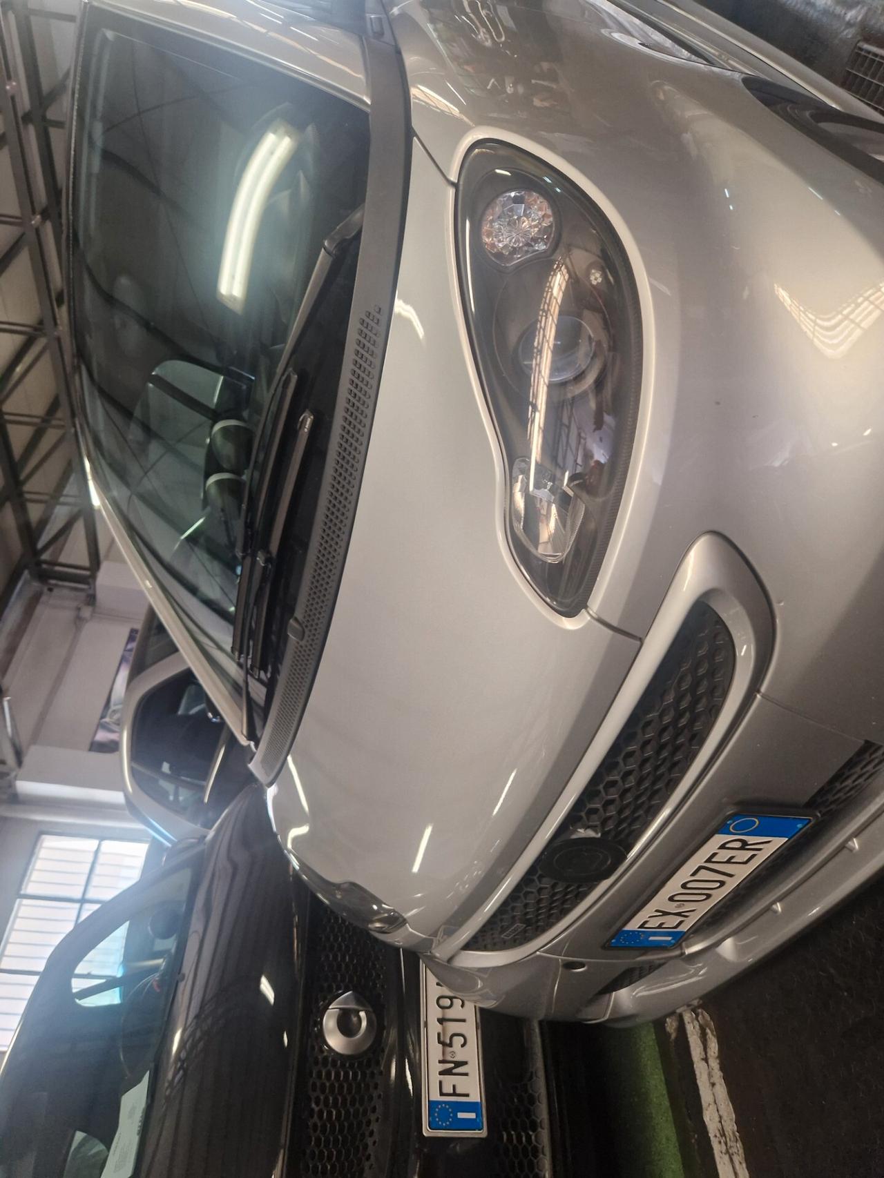 BRABUS Xclusive 102cv 2014 motore revisionato frizione nuova garanzia