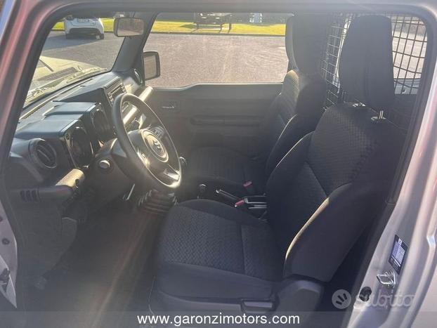 Suzuki Jimny 1.5 5MT PRO (N1)