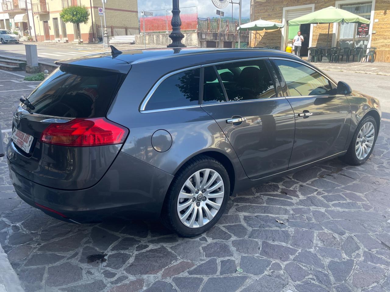 Opel Insignia 2.0 CDTI Sports Tourer AUTO. Cosmo