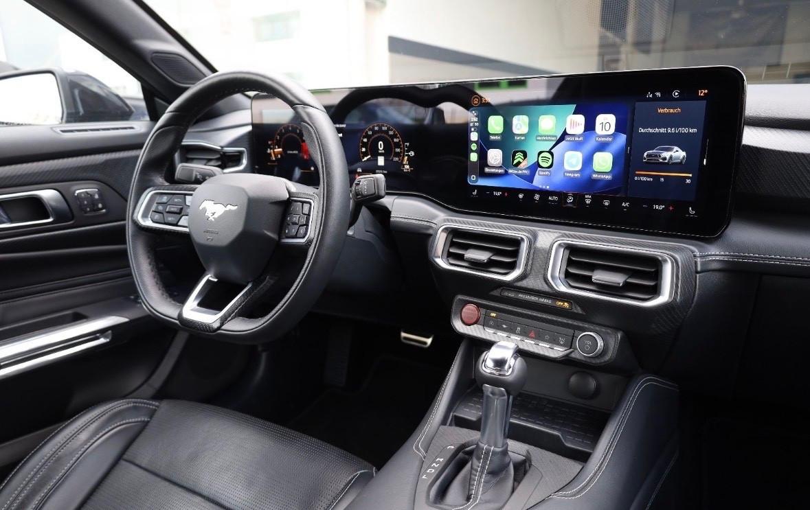 Ford Mustang 317cv 2024