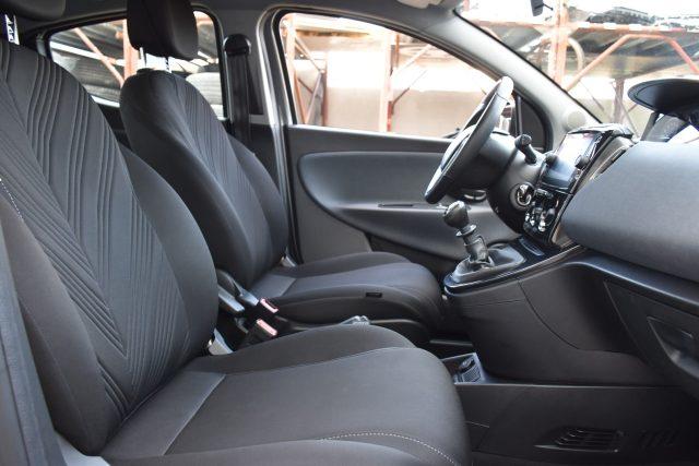 LANCIA Ypsilon 1.0 FireFly 5 porte S&S Hybrid Gold