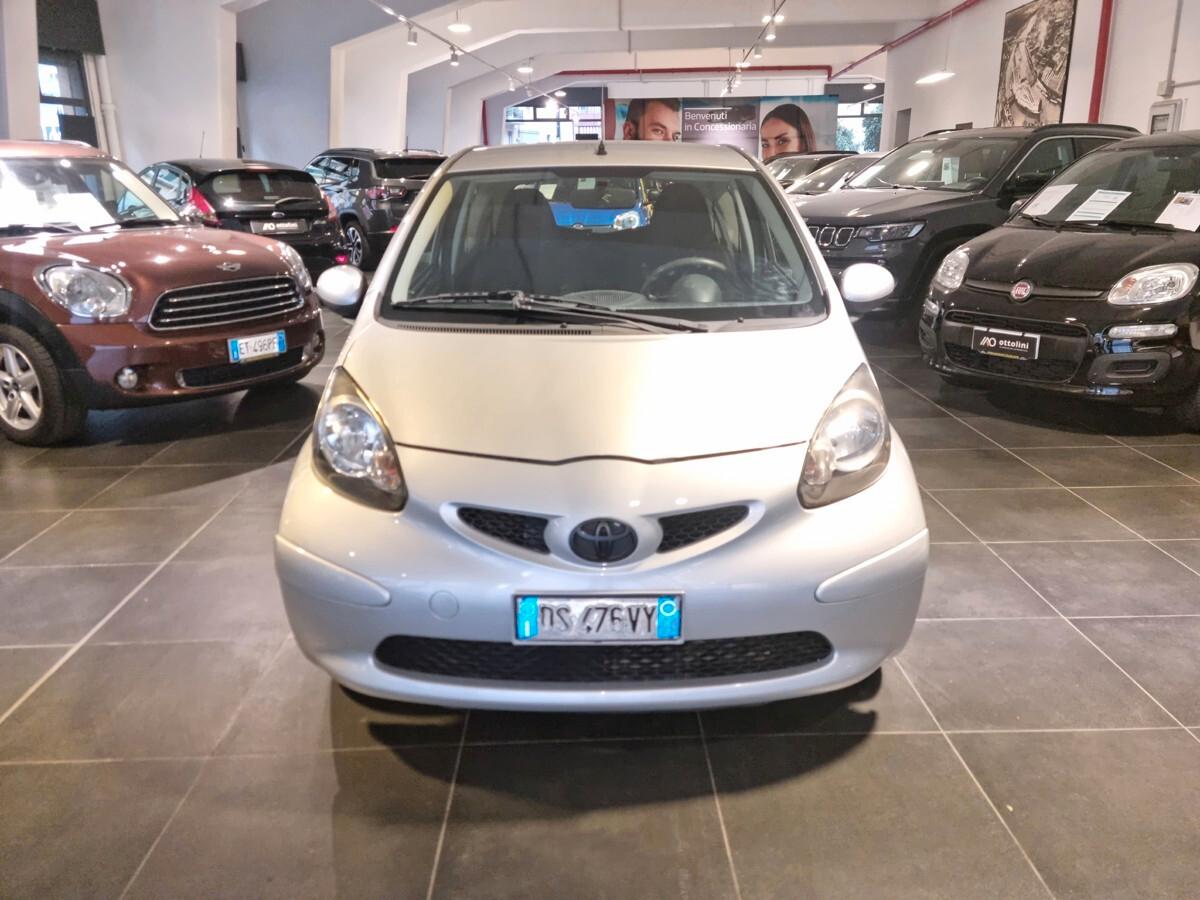 Toyota Aygo 1.0 70cv GARANZIA 1 ANNO
