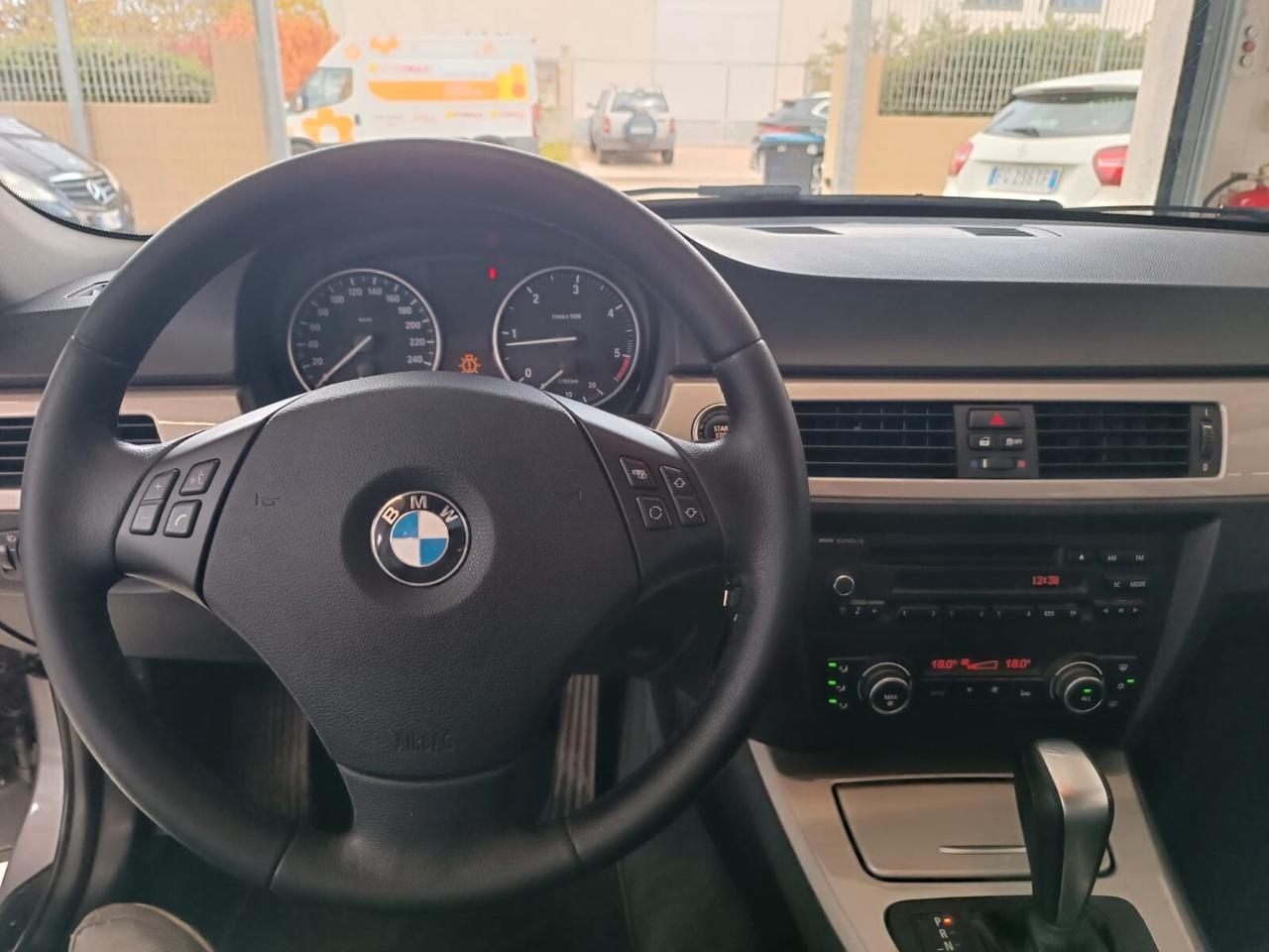 Bmw 318 318d 2.0 143CV cat Touring MSport