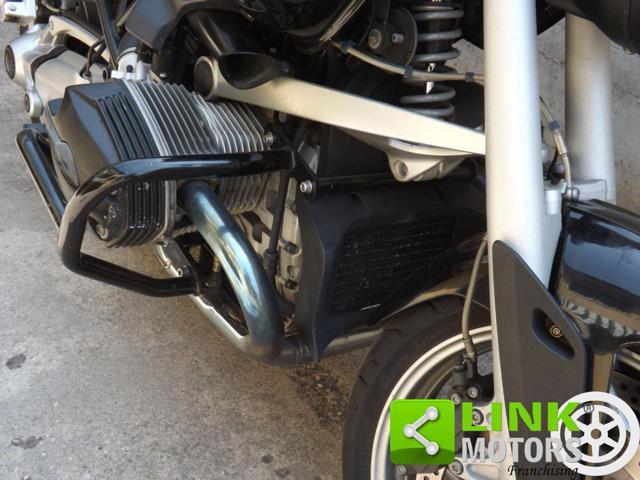 BMW R 1200 R anno 2008 con valigie laterali BMW originali