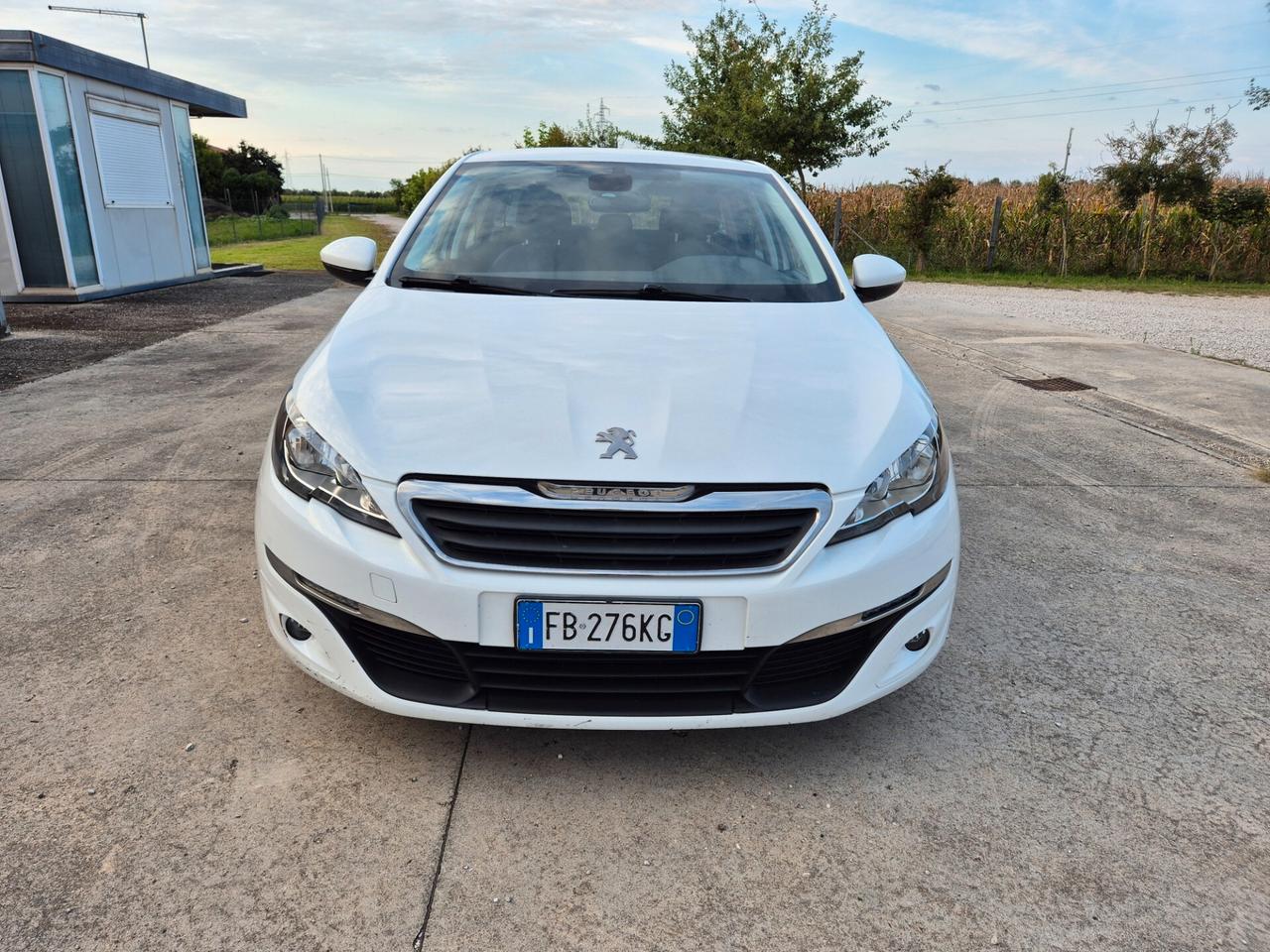 Peugeot 308 BlueHDi 100 S&S SW Access