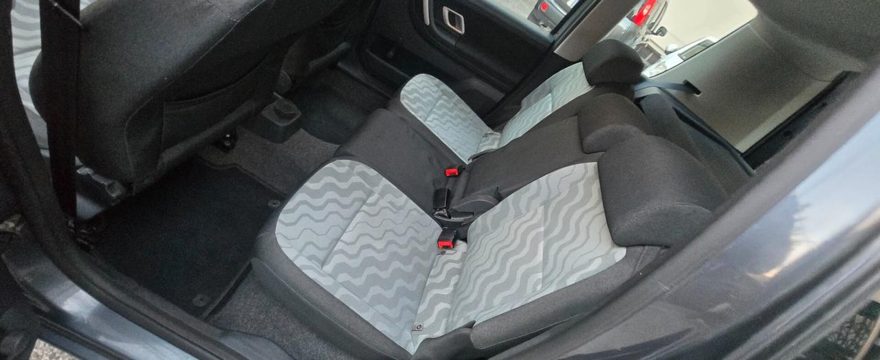 Skoda Roomster Benzina Neopatentati