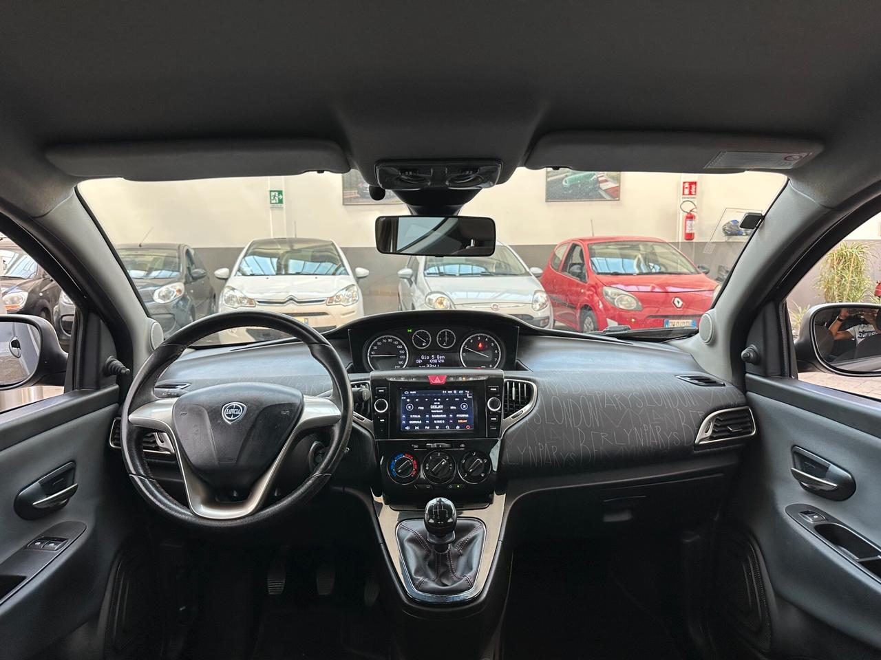 Lancia Ypsilon 1.2 Benz, Euro 6B, impecabb, si neopat