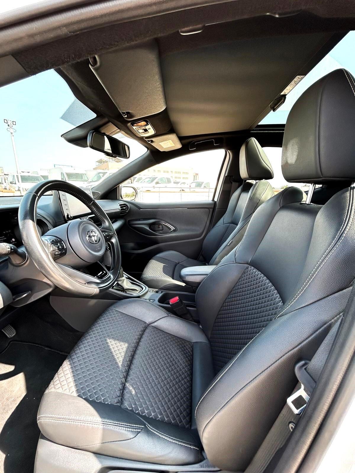 Toyota Yaris 1.5 Hybrid 5 porte Lounge