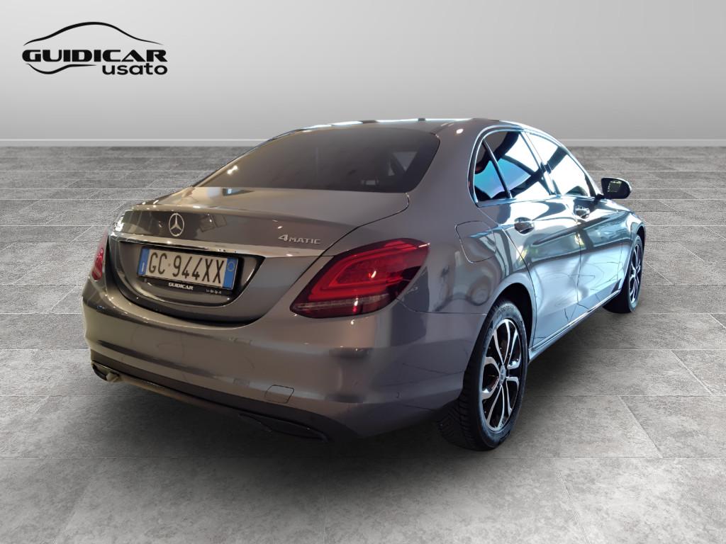 Mercedes-Benz Classe C-W205 2018 Berlina - C 220 d Sport Plus 4matic auto