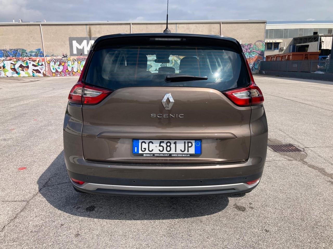 Renault Grand Scenic Blue dCi 120 CV EDC Initiale Paris
