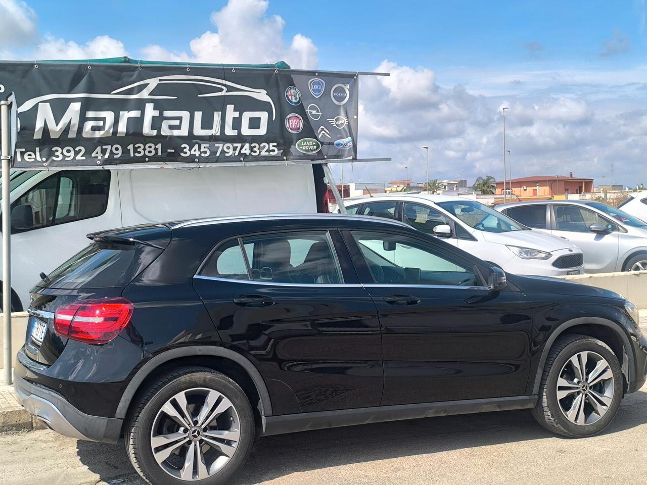 MERCEDES GLA 180 CDI PREMIUM LED/NAVI