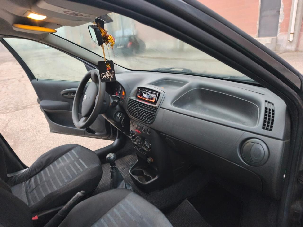 Fiat Punto 2010---1.2 Benzina GPL Neopatentati