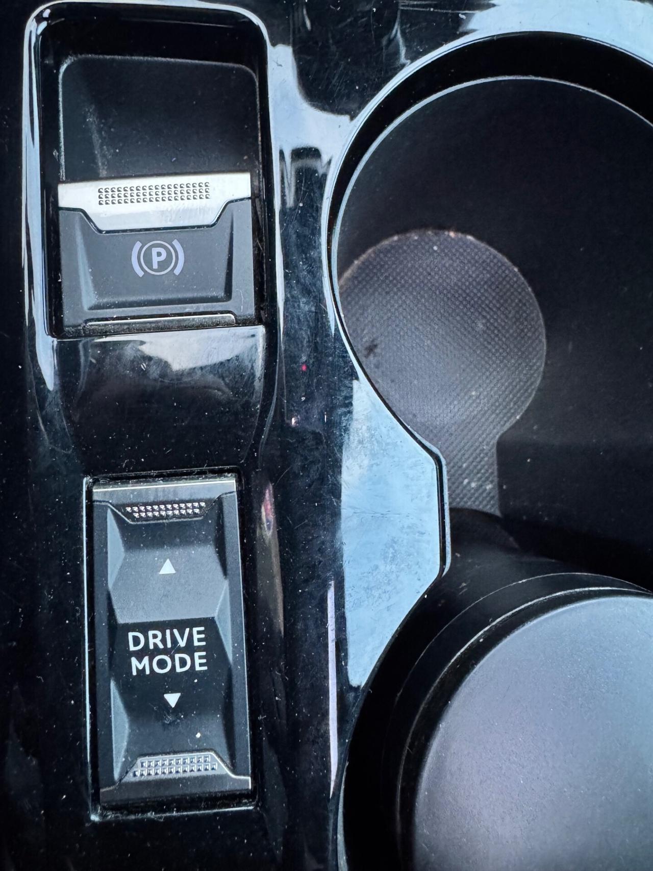 Peugeot 2008 HDi GTline Tetto Retroc Catelletto 8