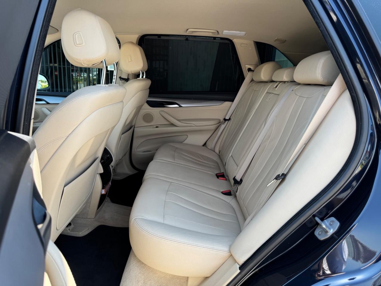 BMW X5 xDrive25d 218 CV – Garanzia 12 Mesi