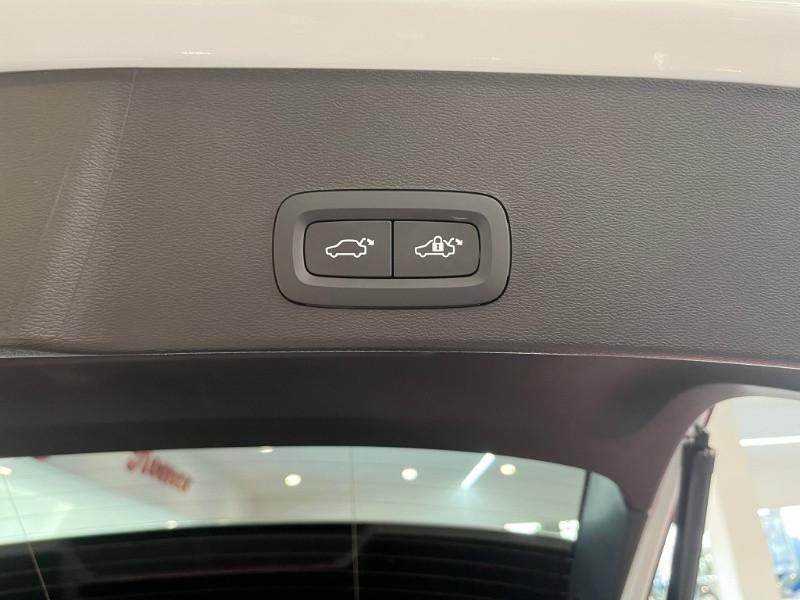 VOLVO XC40 B3 automatico Core