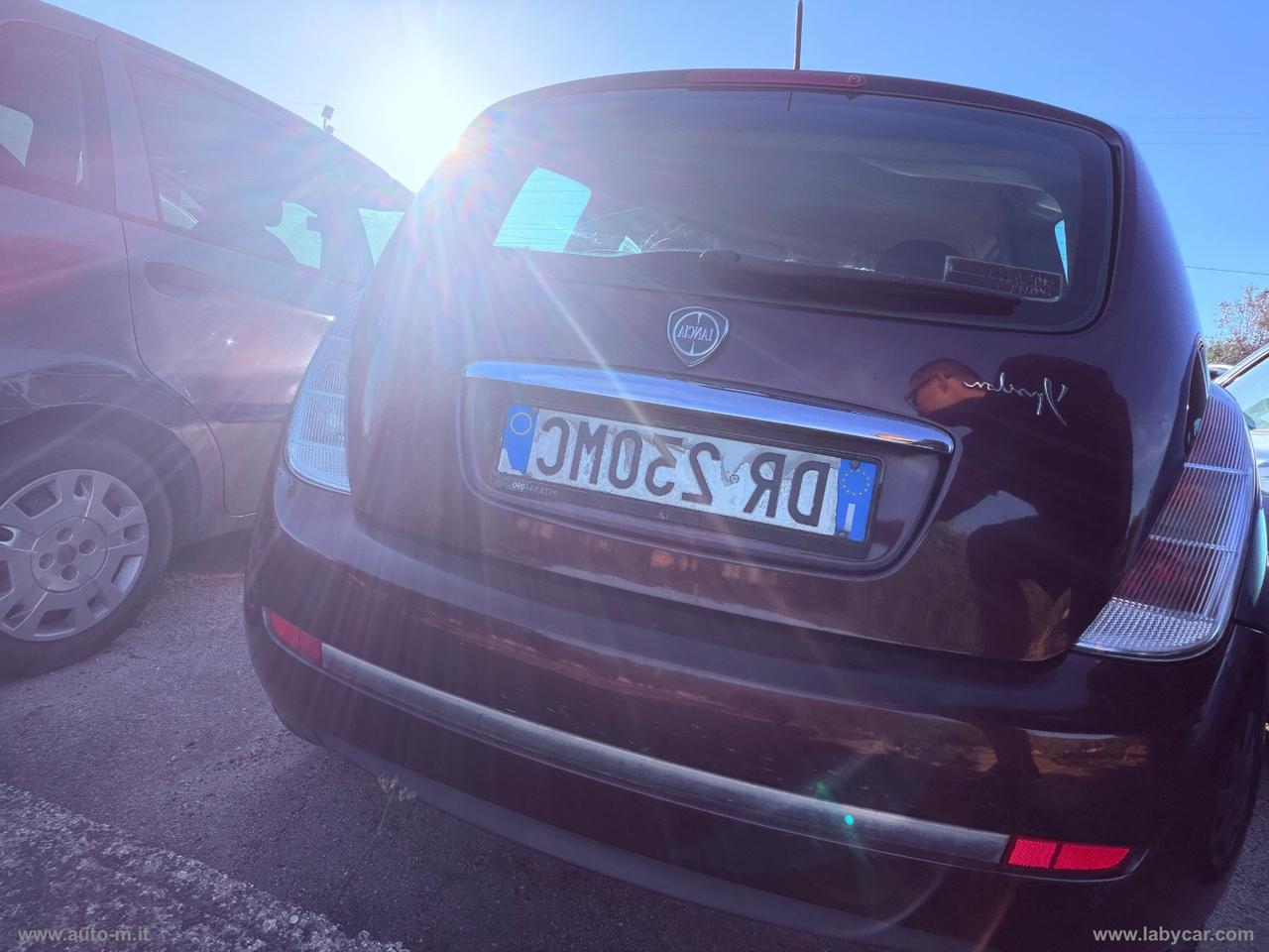 LANCIA Ypsilon 1.4 Modamilano