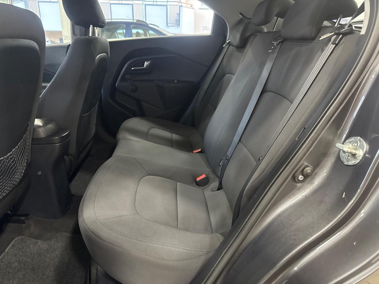 Kia Rio 1.2 gpl 2015 Full optional