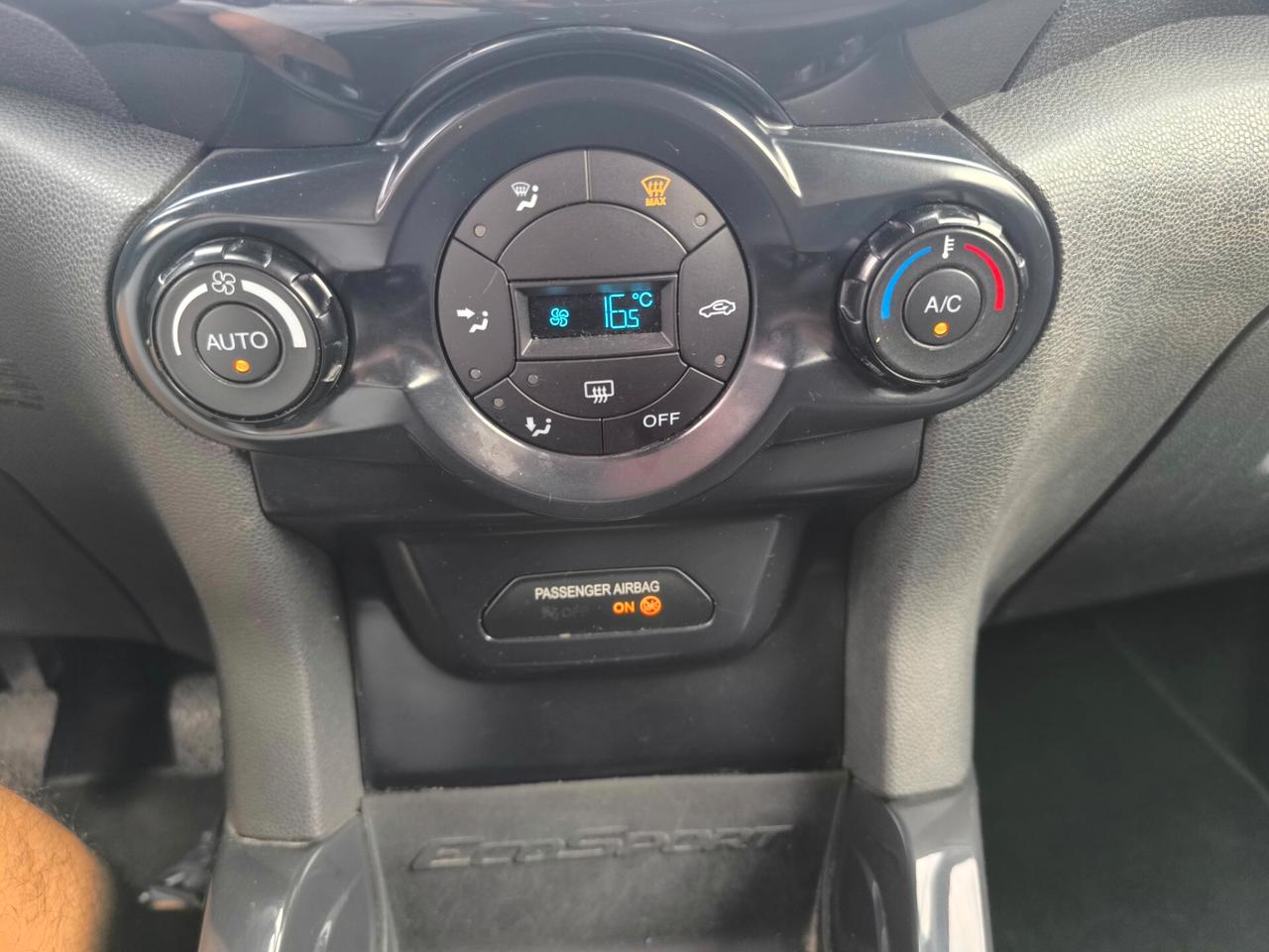 Alfa Romeo MiTo 1.4 78 CV Distinctive Sport Pack