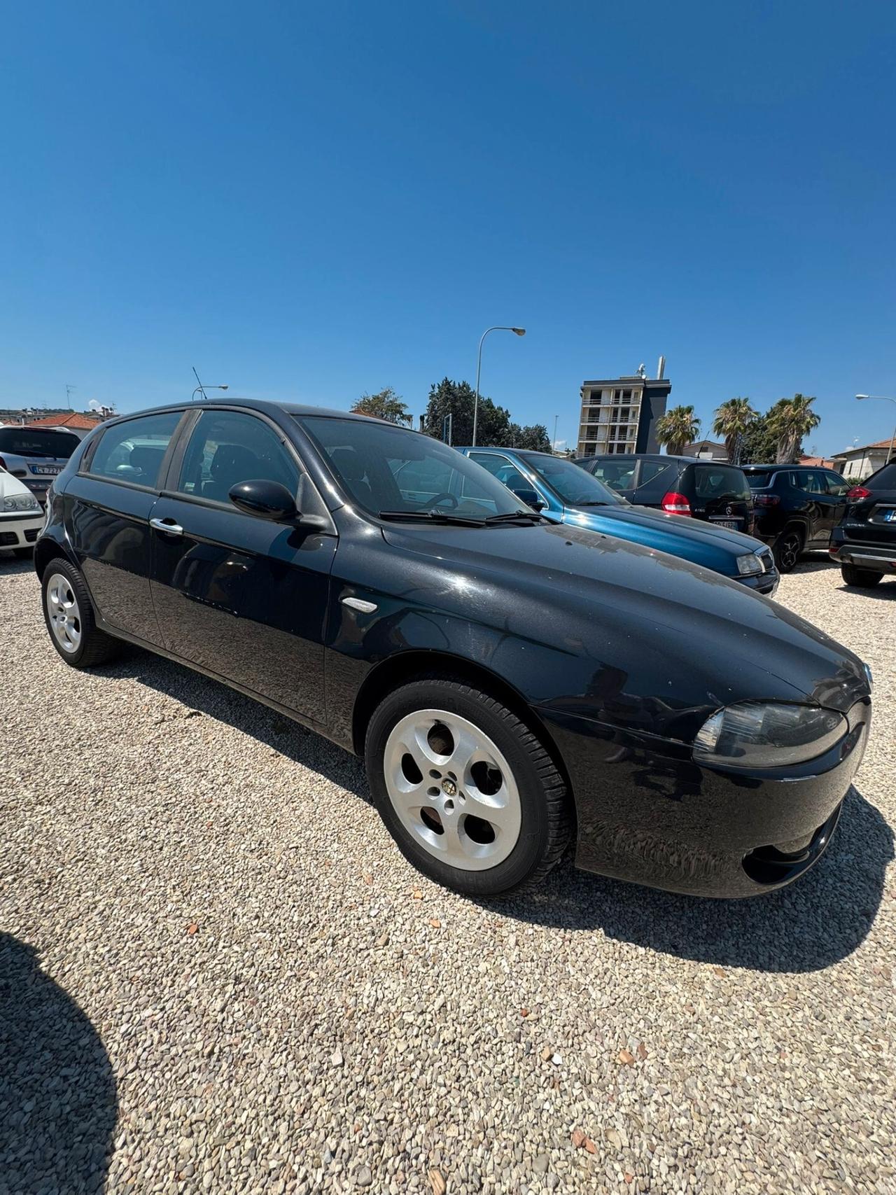 Alfa Romeo 147 1.9 JTD (120) 5 porte Murphy&Nye