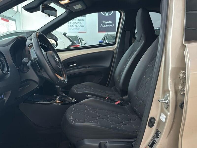 Toyota Aygo X 1.0B (72 CV) Lounge S-CVT