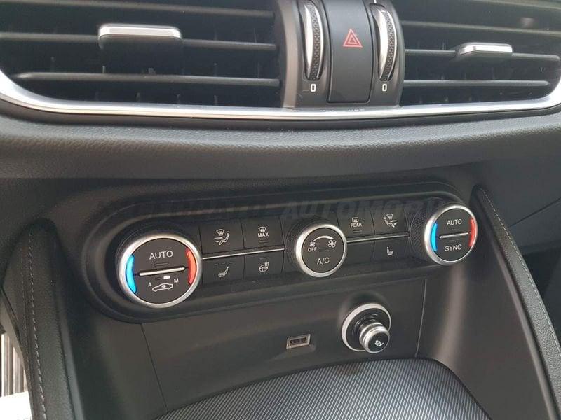 Alfa Romeo Stelvio Stelvio 2.2 t Veloce Q4 210cv auto