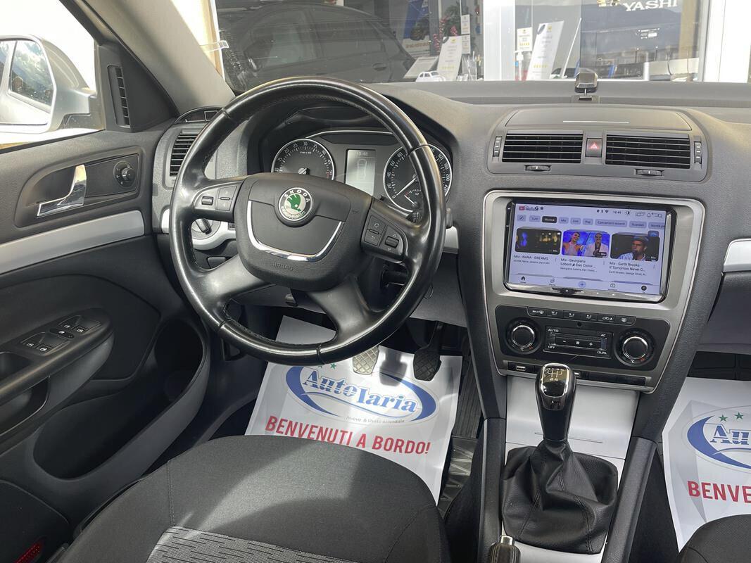 Skoda Octavia 1.6 TDI CR F.AP. Elegance