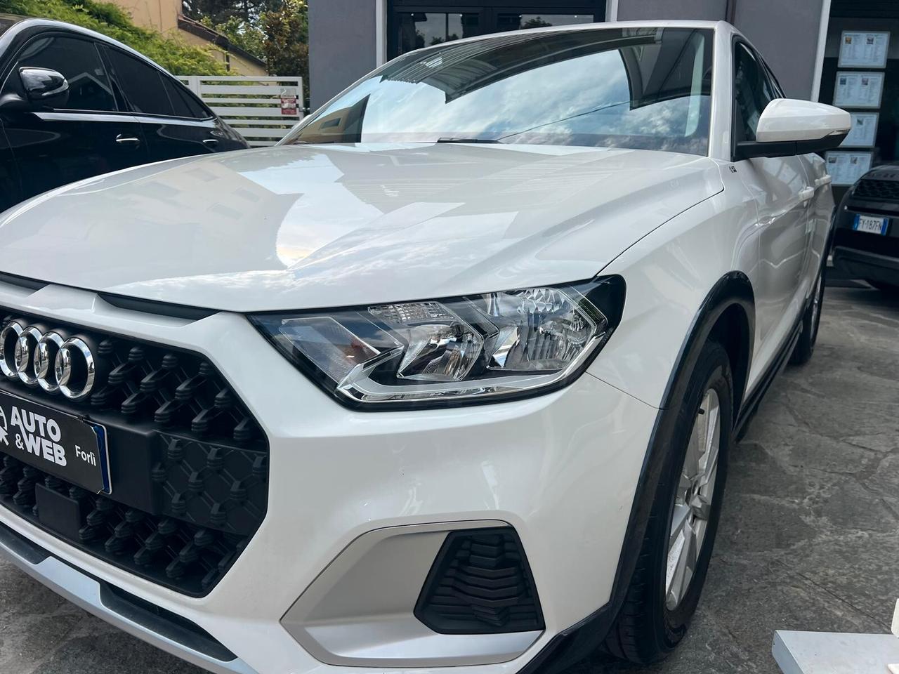 AUDI A1 ALLSTREET 30 TFSI S-TRONIC BUSINESS NEOP