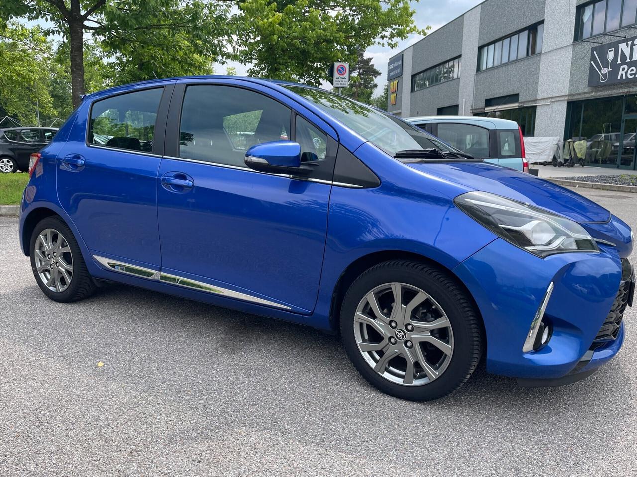 Toyota Yaris 1.0 5 porte*Neopatentati*Cerchi*