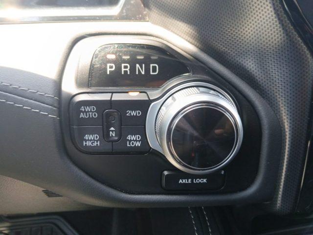 DODGE RAM 1500 5.7 GPL V8 Limited Night - N1
