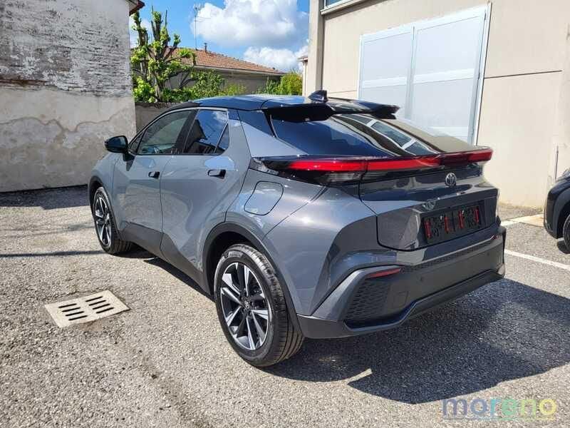 Toyota C-HR 2.0 phev Trend fwd e-cvt