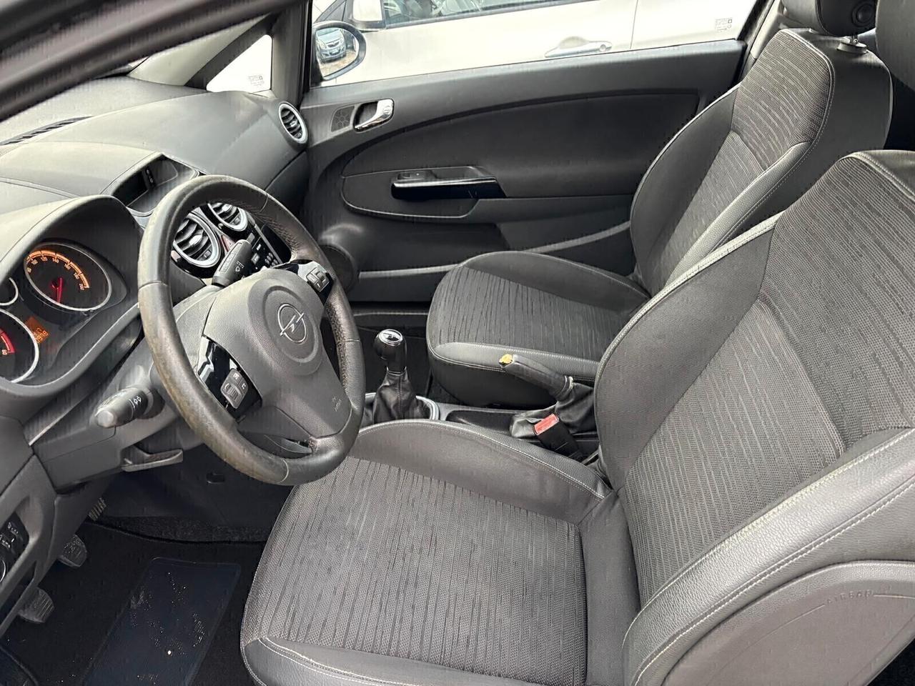 Opel Corsa 1.2 GPL 3 porte - 2015