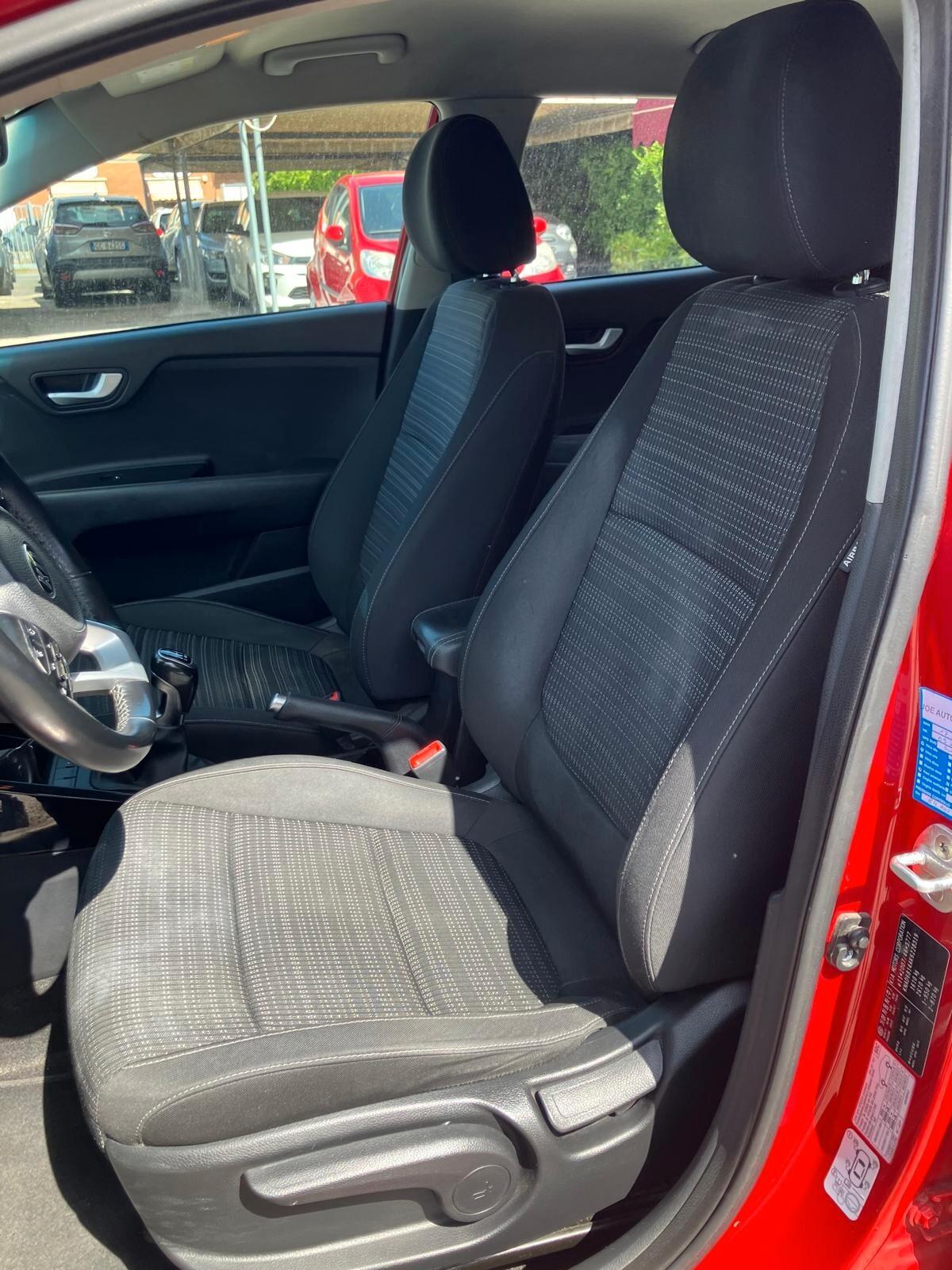 KIA STONIC 1.4 MPI 100cv Style