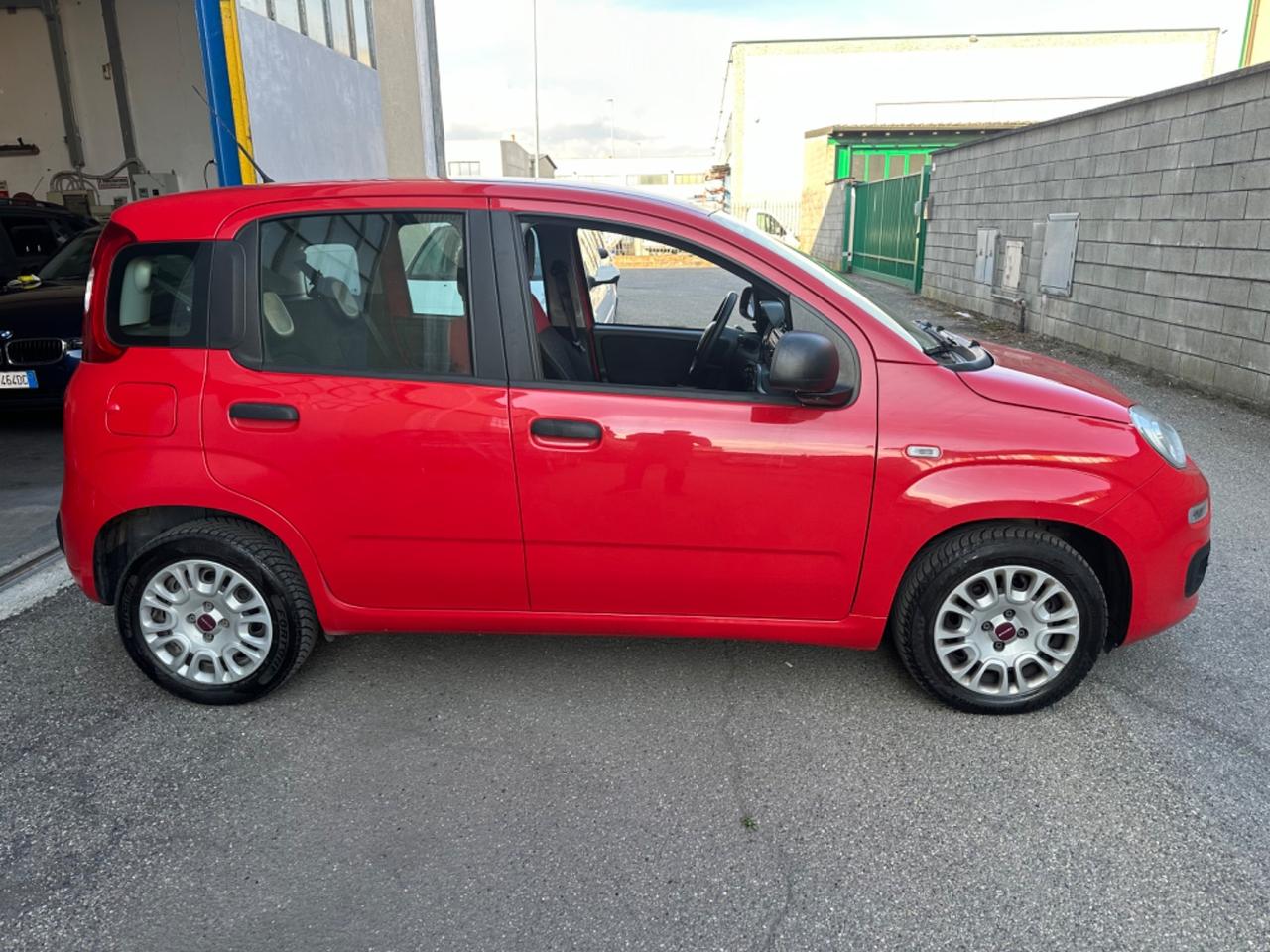 FIAT PANDA 1.3 MJT LOUNGE NEOPATENTATI