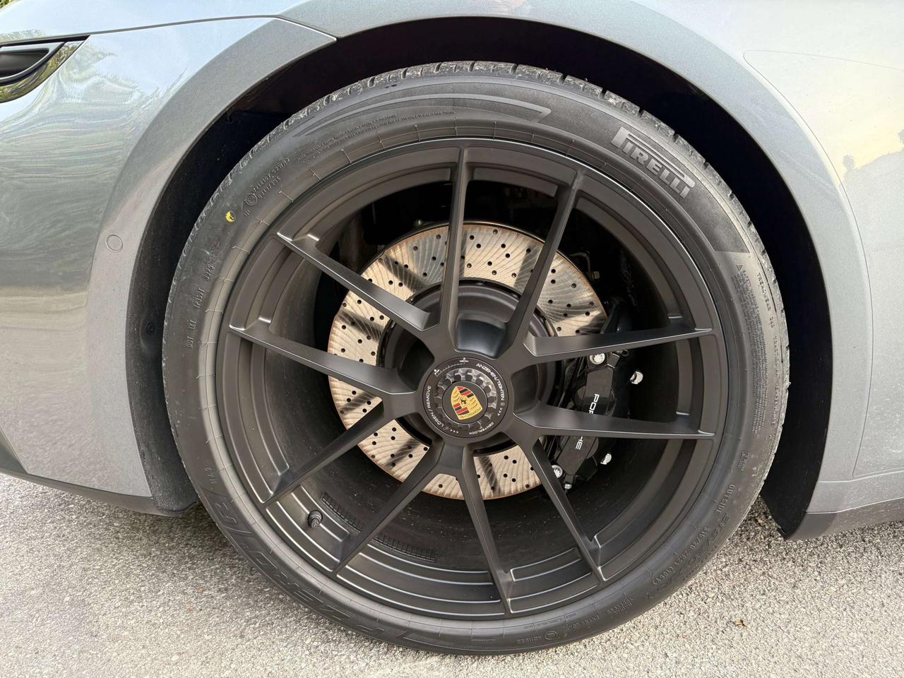 Porsche 992 Targa 911 3.6 4 GTS IVA ESPOSTA