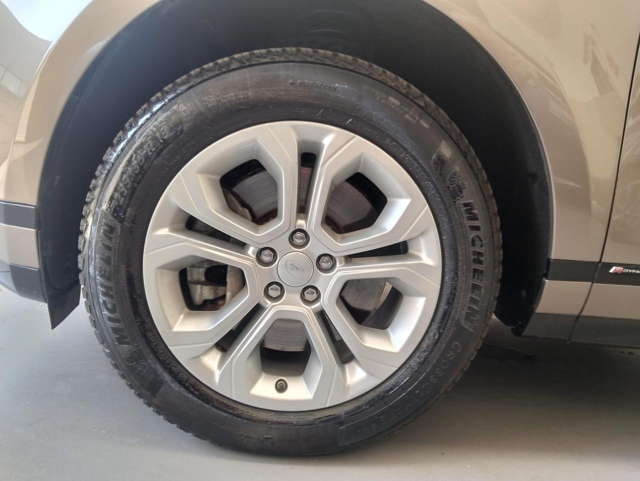 Land Rover Range Evoque R-Dynamic 2.0D I4-L.Flw 150 CV AWD Auto SE