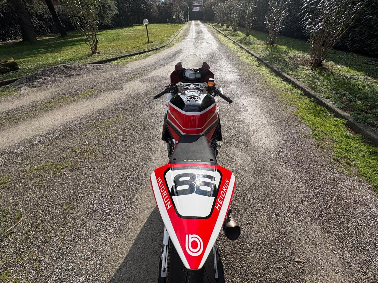 Bimota BB3 con motore/elettronica BMW HP4