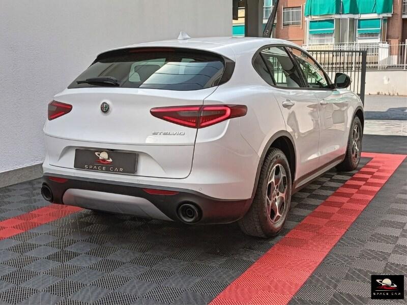 ALFA ROMEO Stelvio Stelvio 2.2 Turbodiesel 190 ...