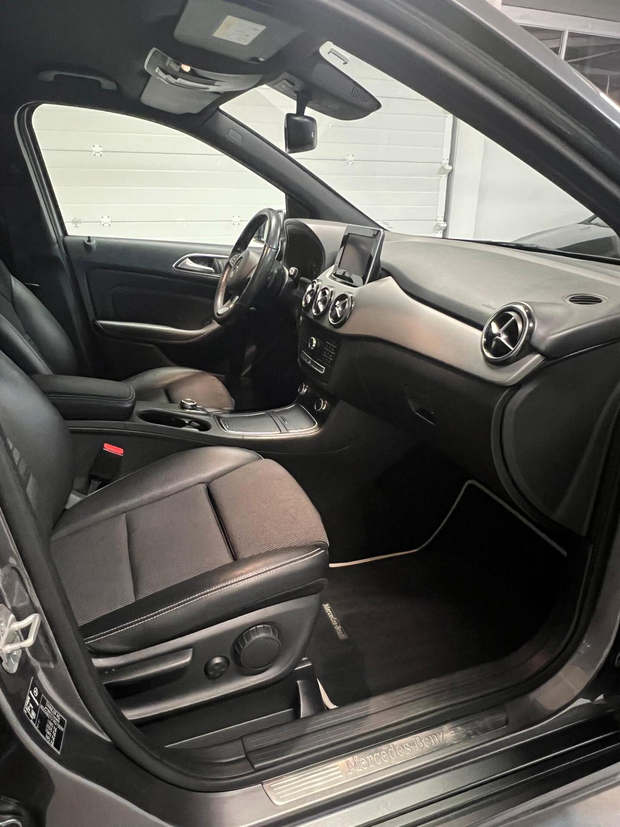 Mercedes-benz B 180 d Automatic Executive